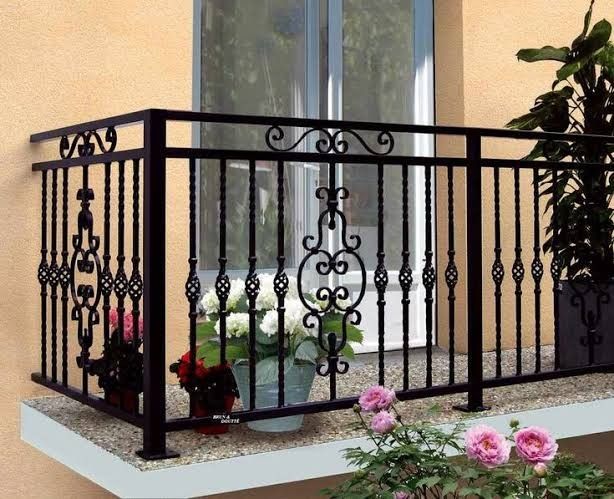 Klasik ferforje balkon korkuluğu modeli BKR-001